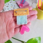DORIS – Broche medalla multicolor 06 - Imagen 3