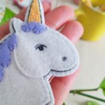 THEODORE – Broche unicornio lila - Imagen 3