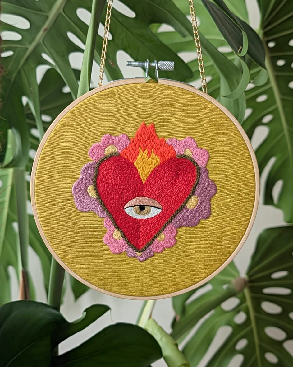 KATARINA – Bastidor milagrito flores